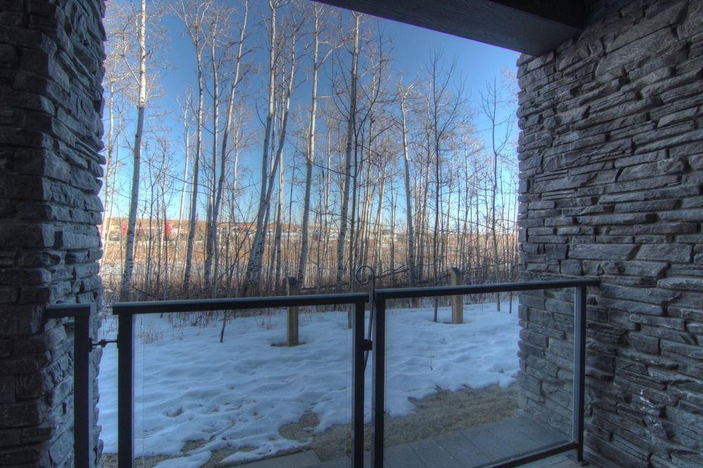 YYC Pinnacle Inn & Suites Aspen المظهر الخارجي الصورة